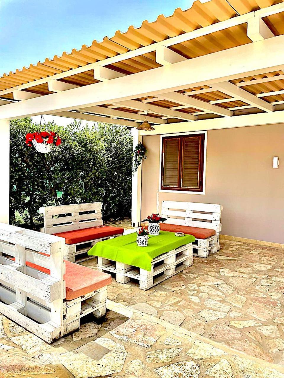 Lorelai Beach Marsala Exterior photo
